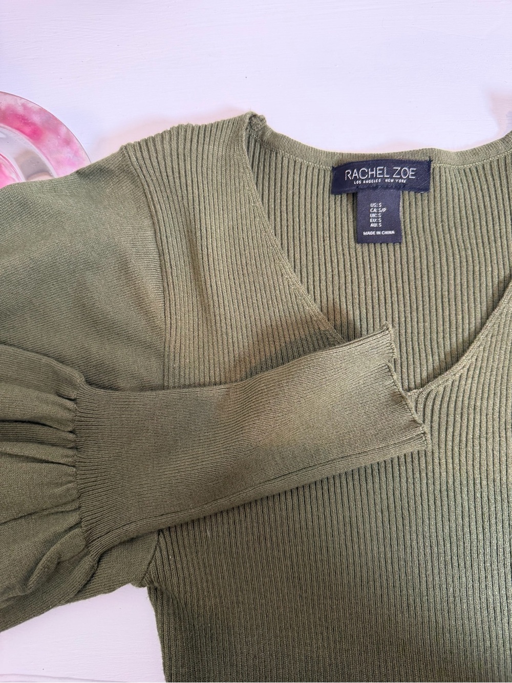 RACHEL ZOE Olive Green Ribbed Knit V-Neck Midi Sweater Dress Small EUC - Picture 4 of 9